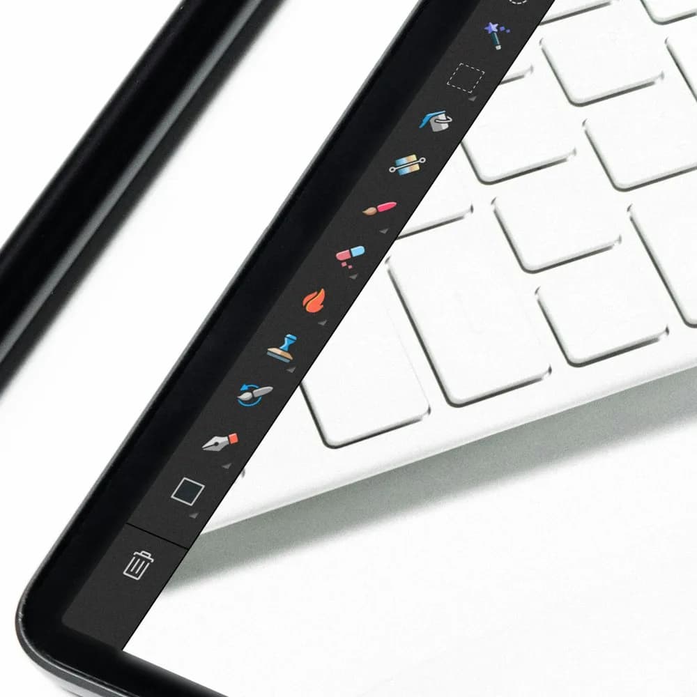 Canvas Tab 11 tablet with keyboard, detail